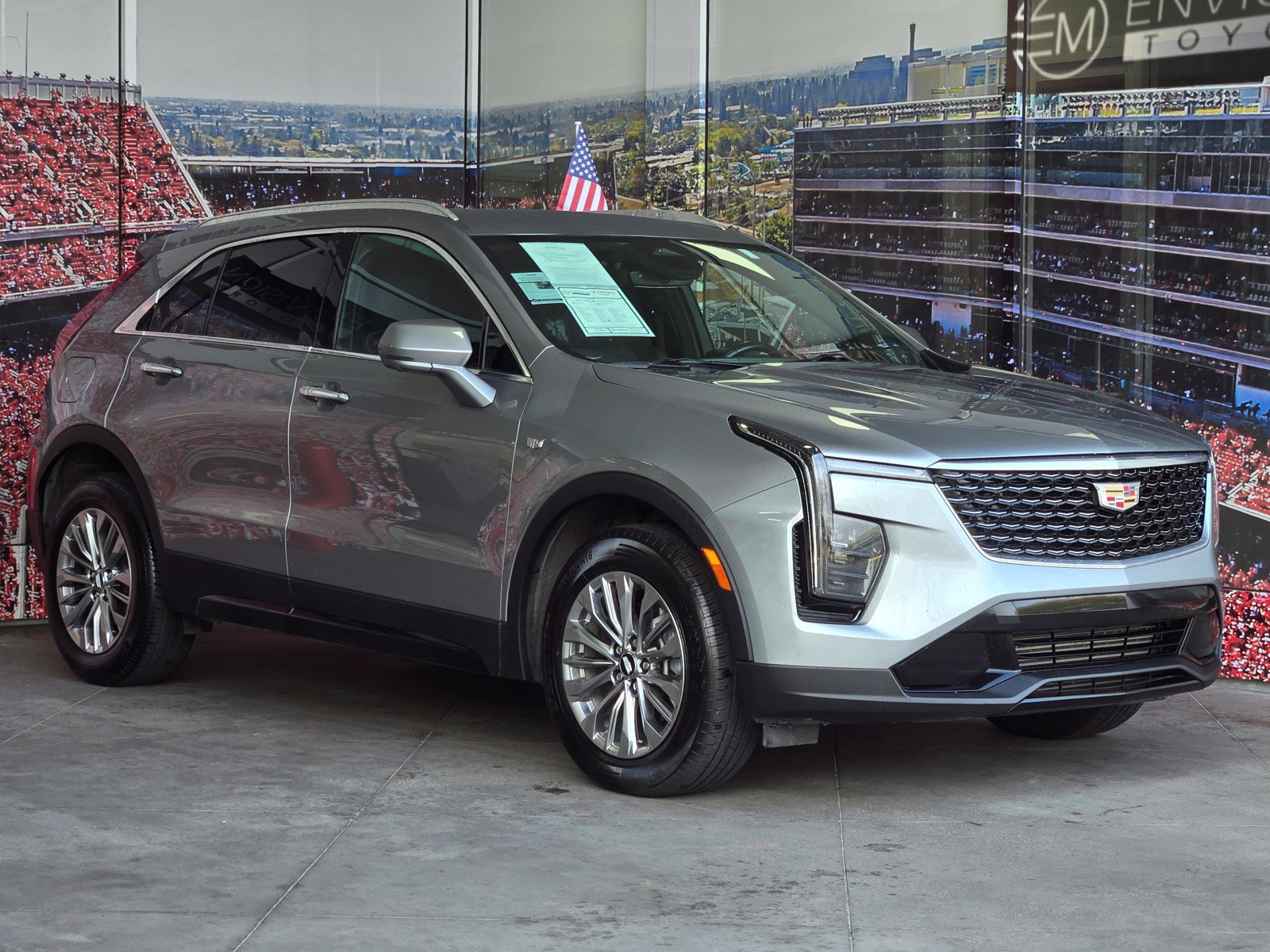 Used 2025 Cadillac XT4 Premium Luxury AWD/4WD image 1