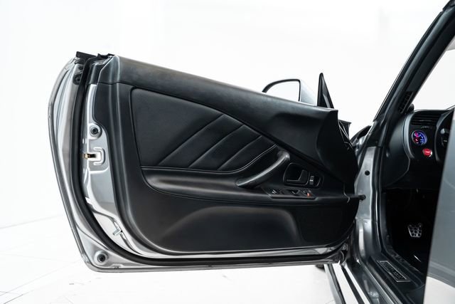 Used 2001 Honda S2000 image 19