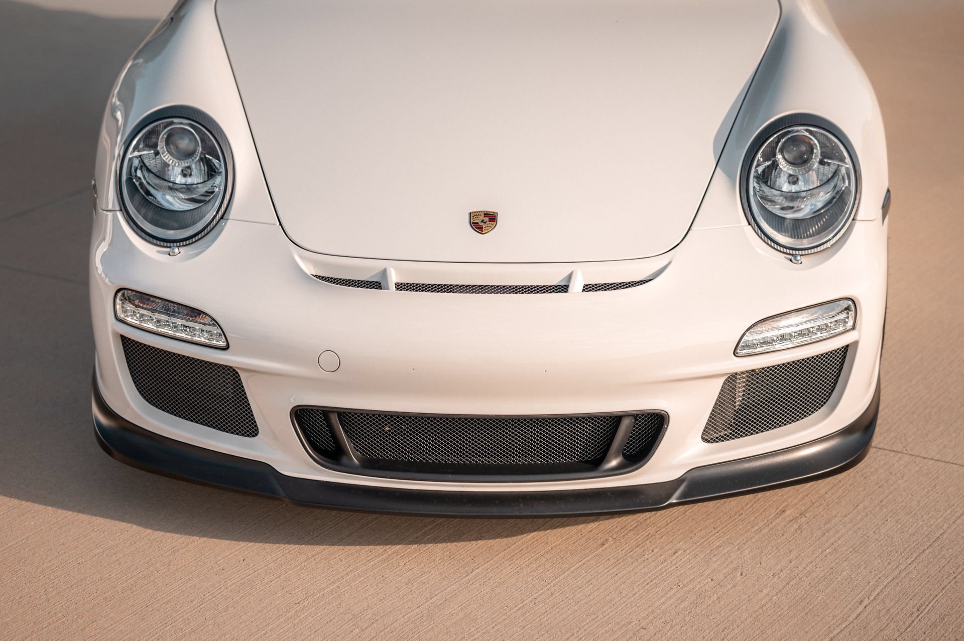 Used 2010 Porsche 911 GT3 RWD image 16