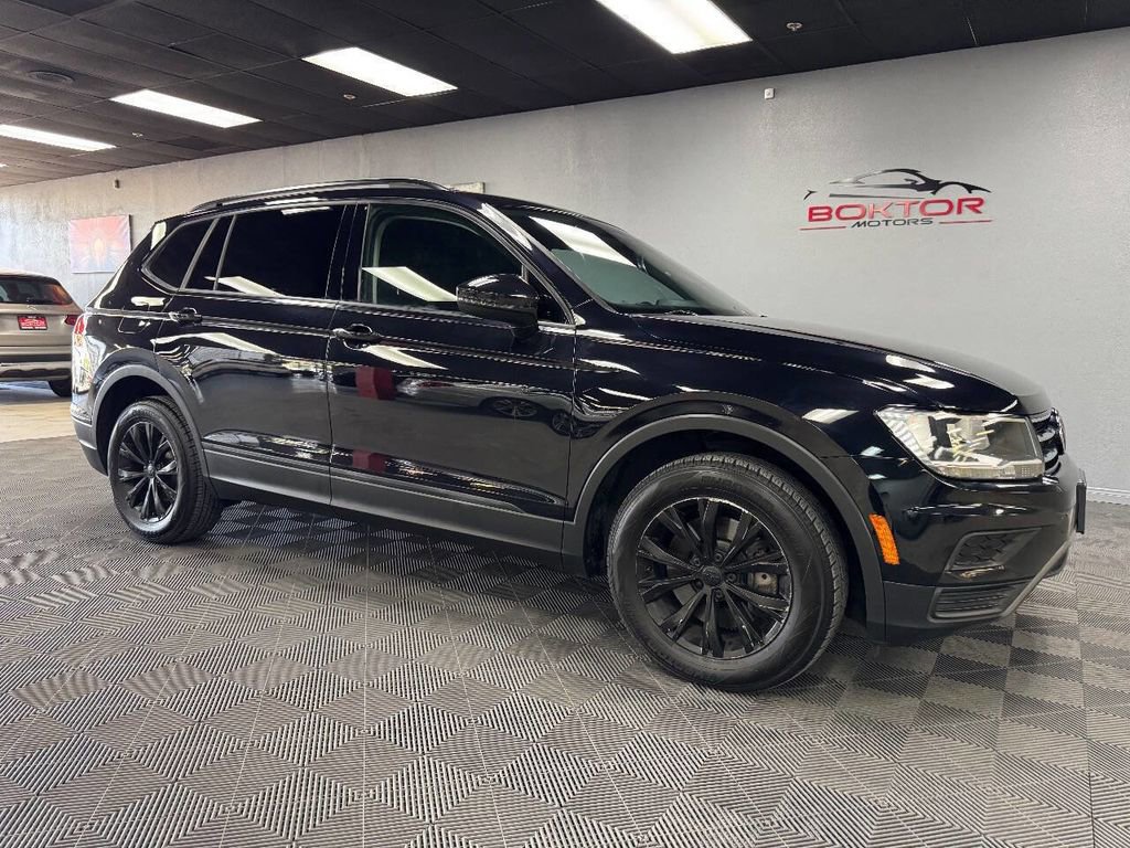 Used 2019 Volkswagen Tiguan S FWD image 2