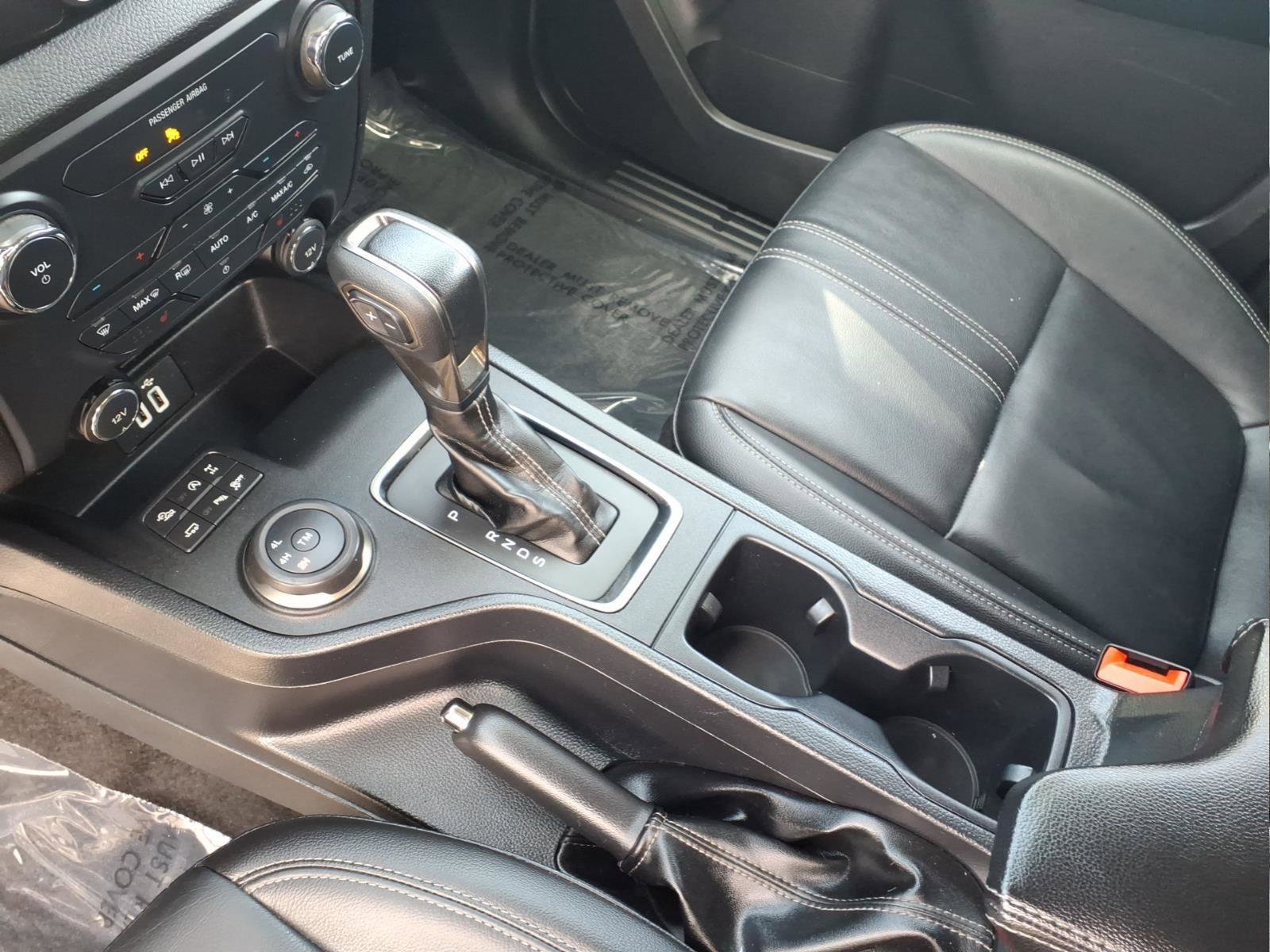 Used 2020 Ford Ranger Lariat w/ Equipment Group 501A Mid image 16