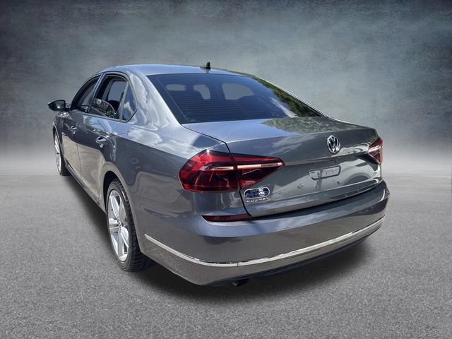 Used 2019 Volkswagen Passat 2.0T Wolfsburg w/ Wheels & Sunroof Package FWD image 11