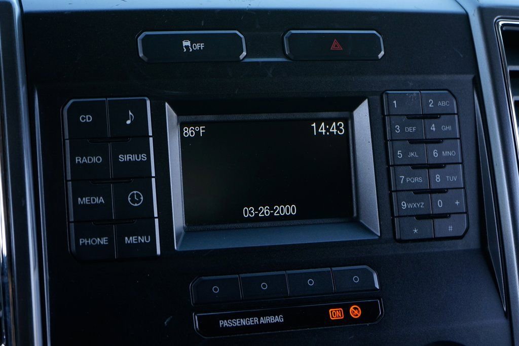 Used 2017 Ford F550 2WD Regular Cab Super Duty image 33