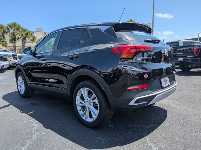Used 2023 Buick Encore GX Preferred w/ Cold Weather Comfort Package AWD/4WD image 6