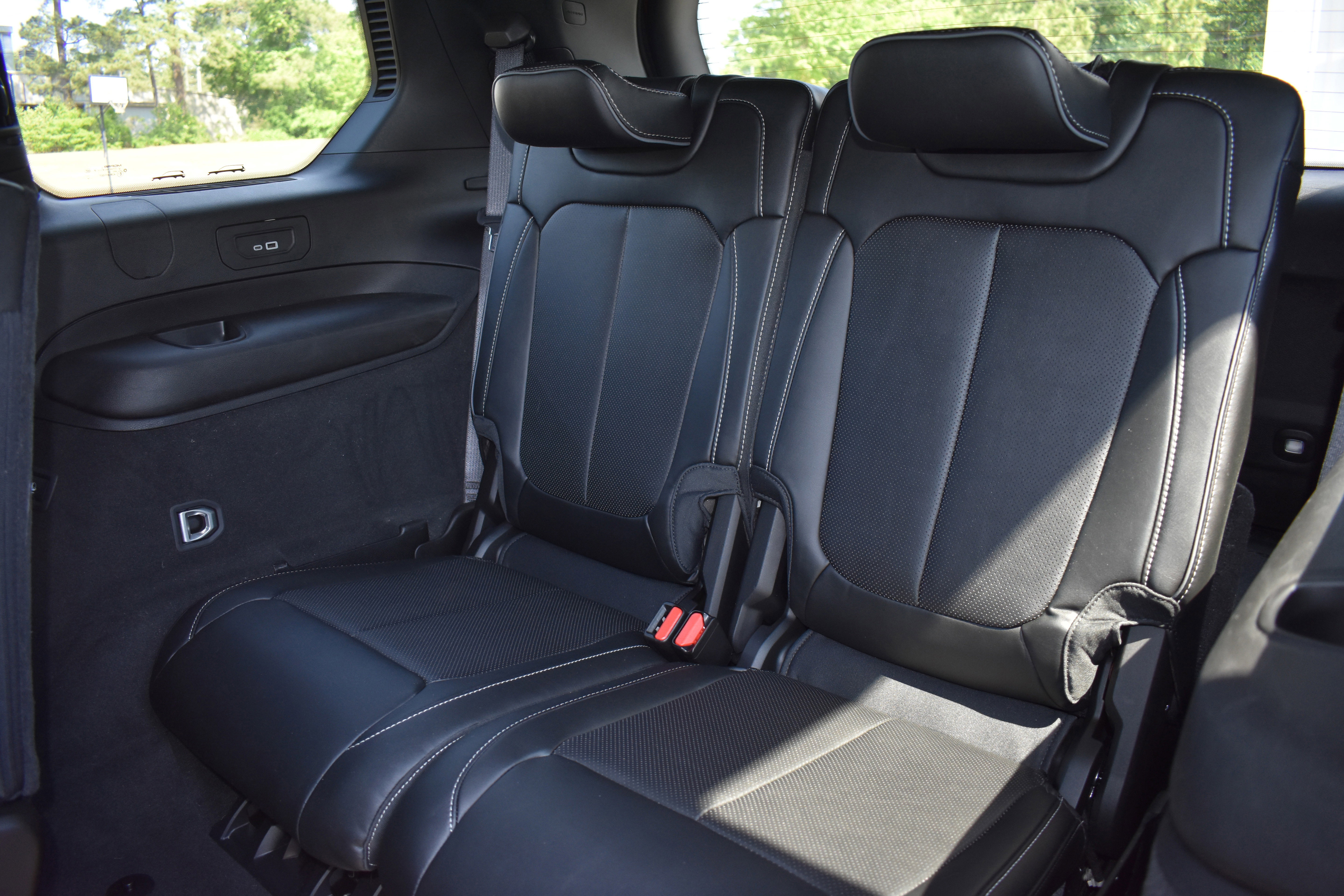 Used 2025 Jeep Grand Cherokee L Overland w/ Advanced Protech Group III AWD/4WD image 31