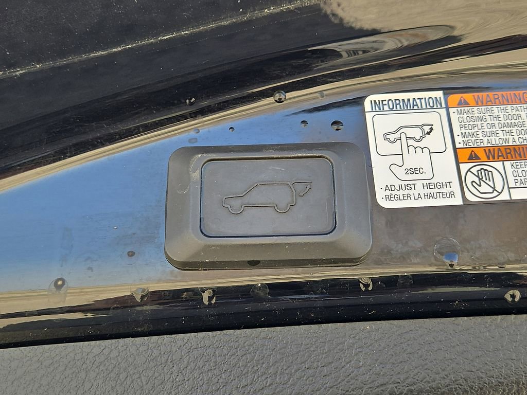 Used 2017 Toyota RAV4 XLE image 14