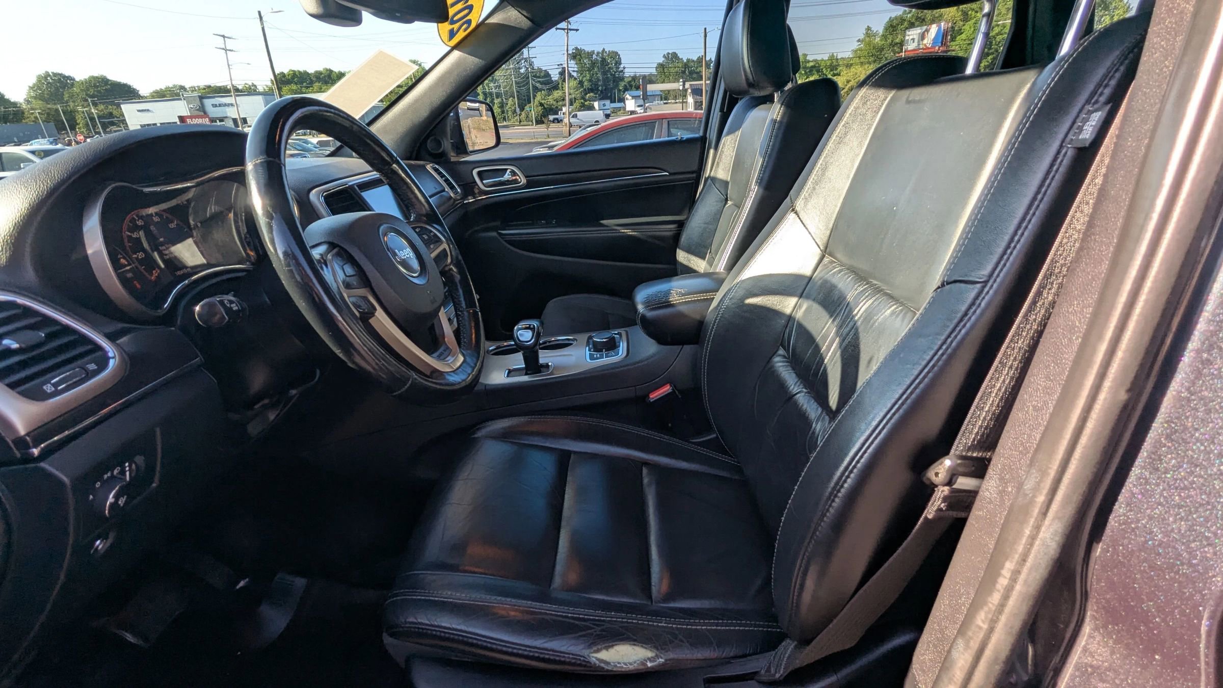 Used 2014 Jeep Grand Cherokee Limited AWD/4WD image 19