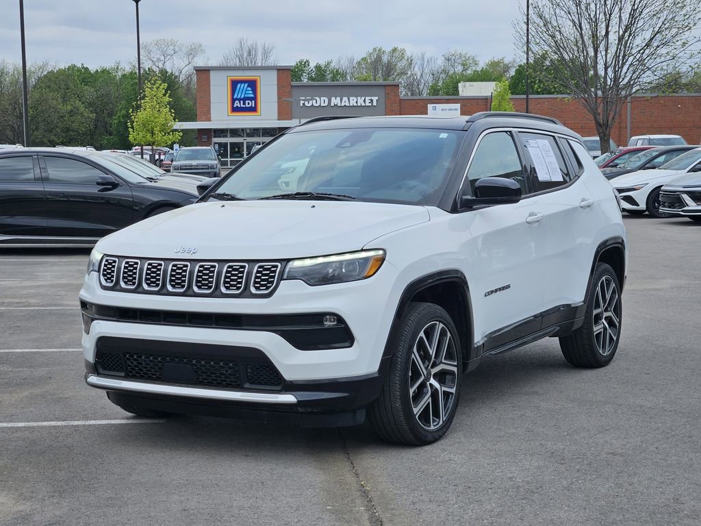 Used 2025 Jeep Compass Limited w/ Elite Group image 2