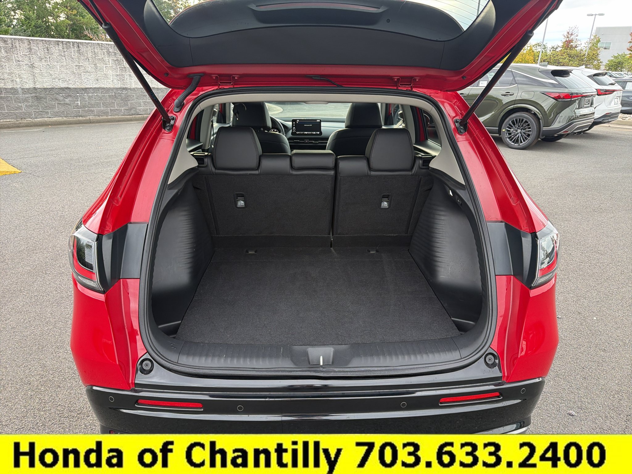 Certified 2025 Honda HR-V EX-L image 29