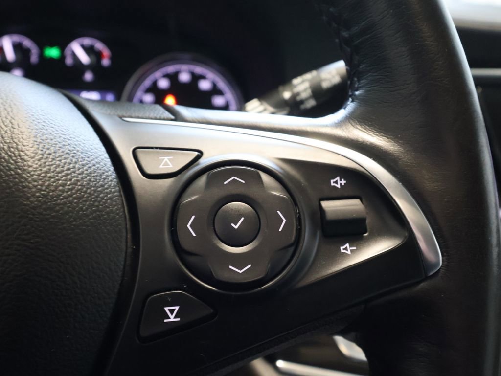 Used 2021 Buick Enclave Essence w/ Sound and Sites Package image 18