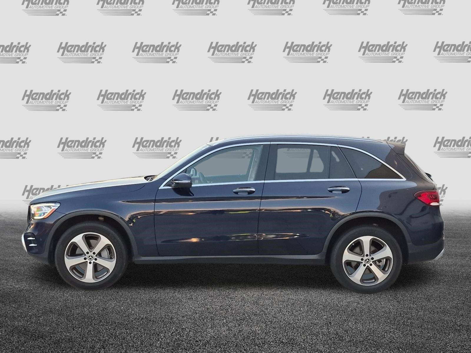 Used 2021 Mercedes-Benz GLC 300 4MATIC image 7