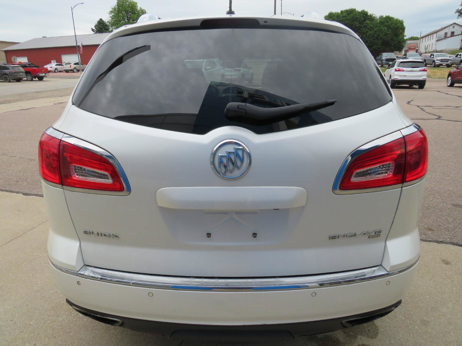 Used 2014 Buick Enclave Premium w/ Trailering Provision Package AWD/4WD image 12