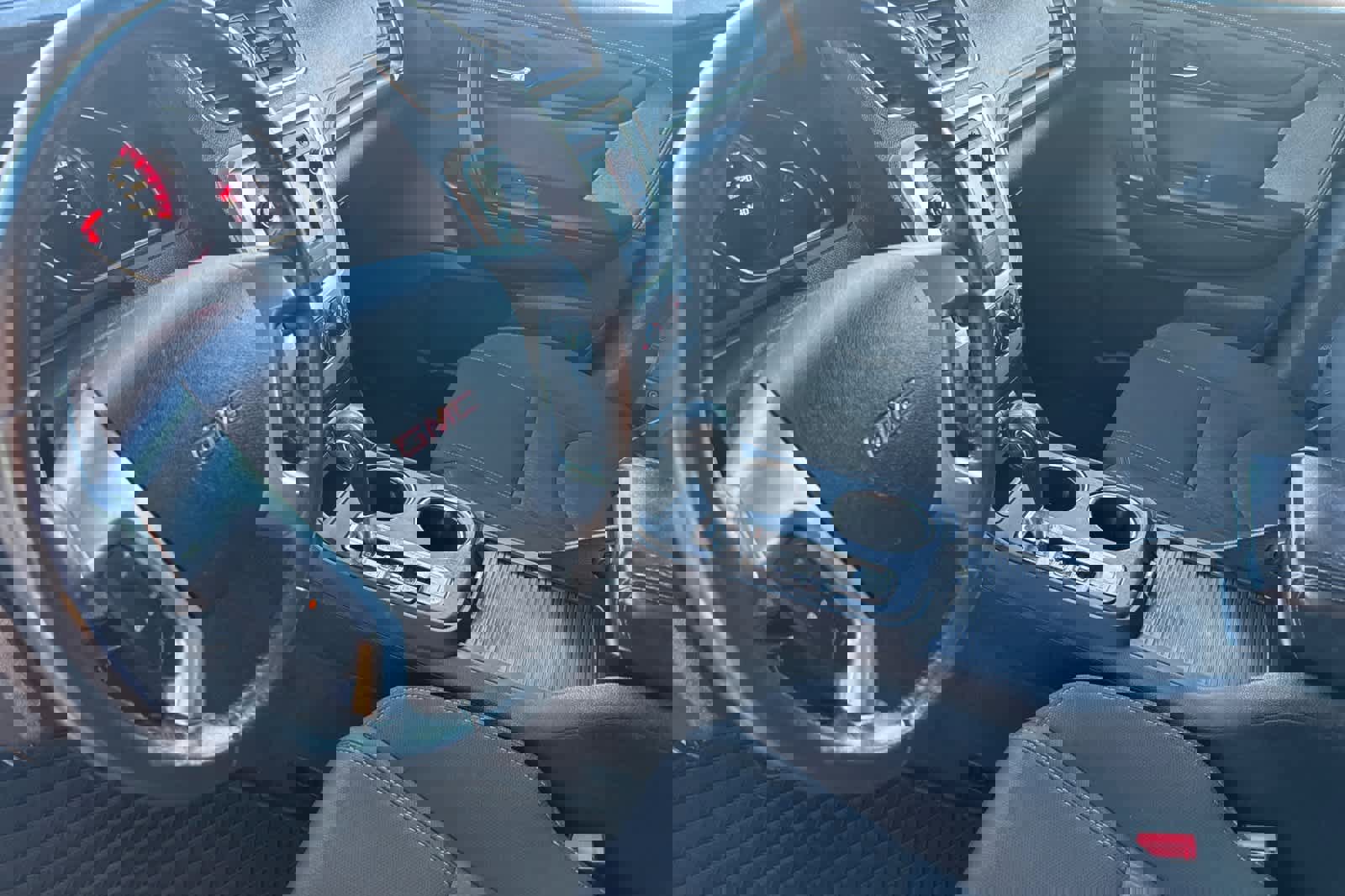 Used 2014 GMC Acadia SLE image 11