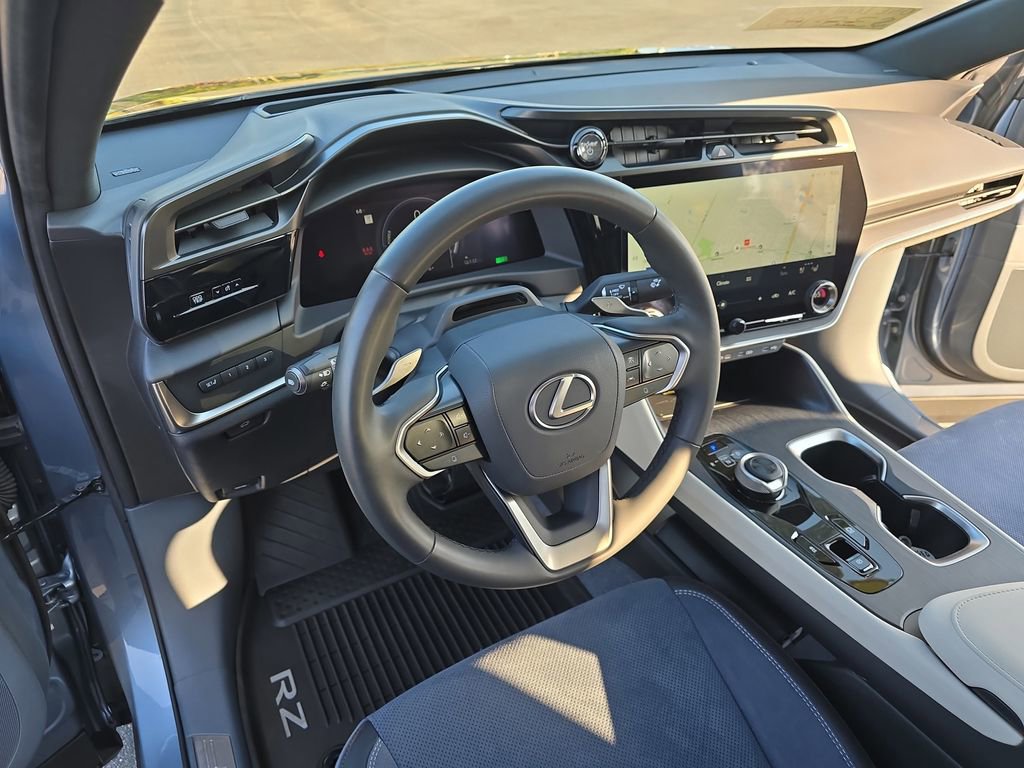 Used 2023 Lexus RZ 450e Premium image 17