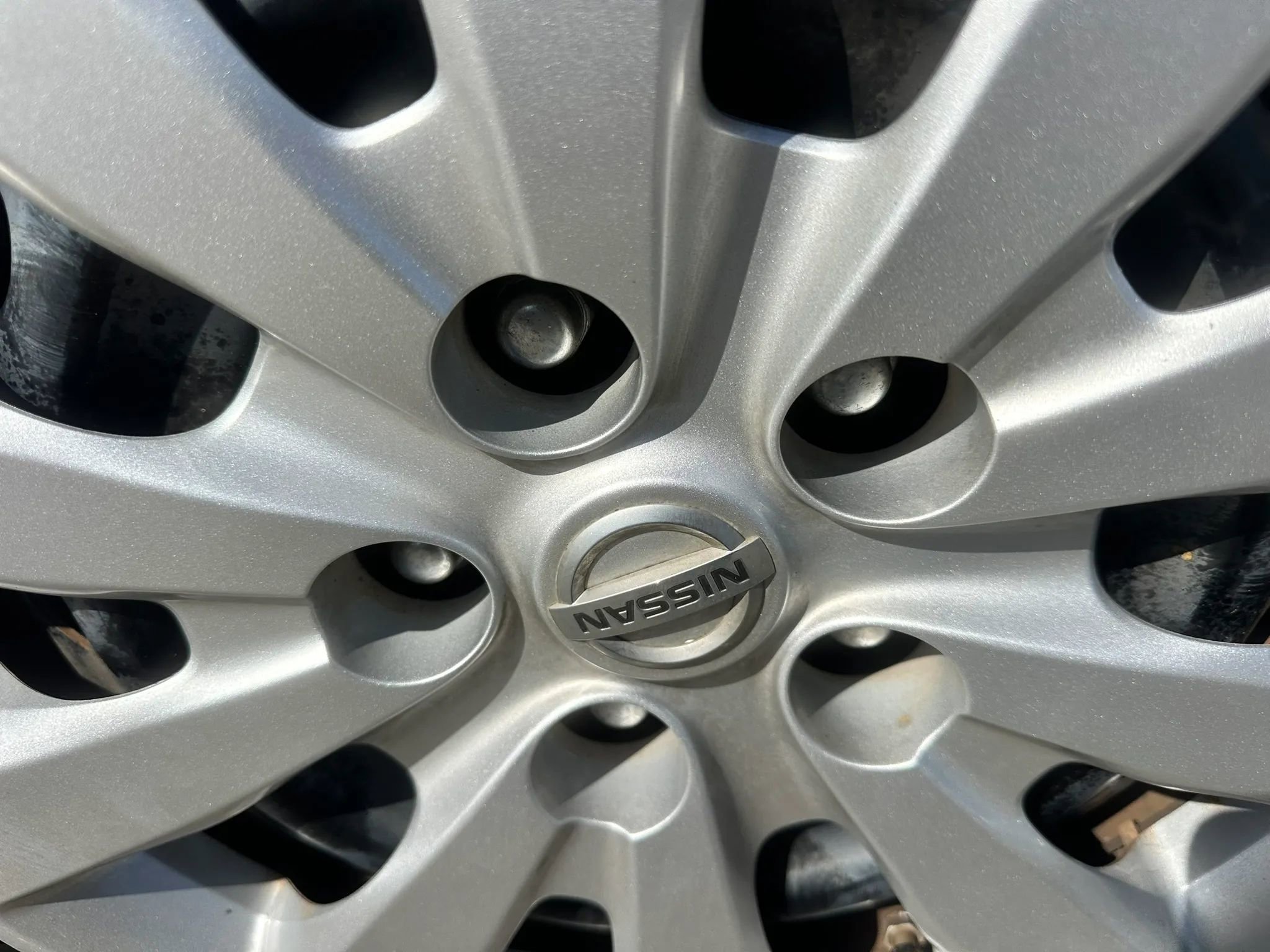 Used 2013 Nissan Leaf S FWD image 7