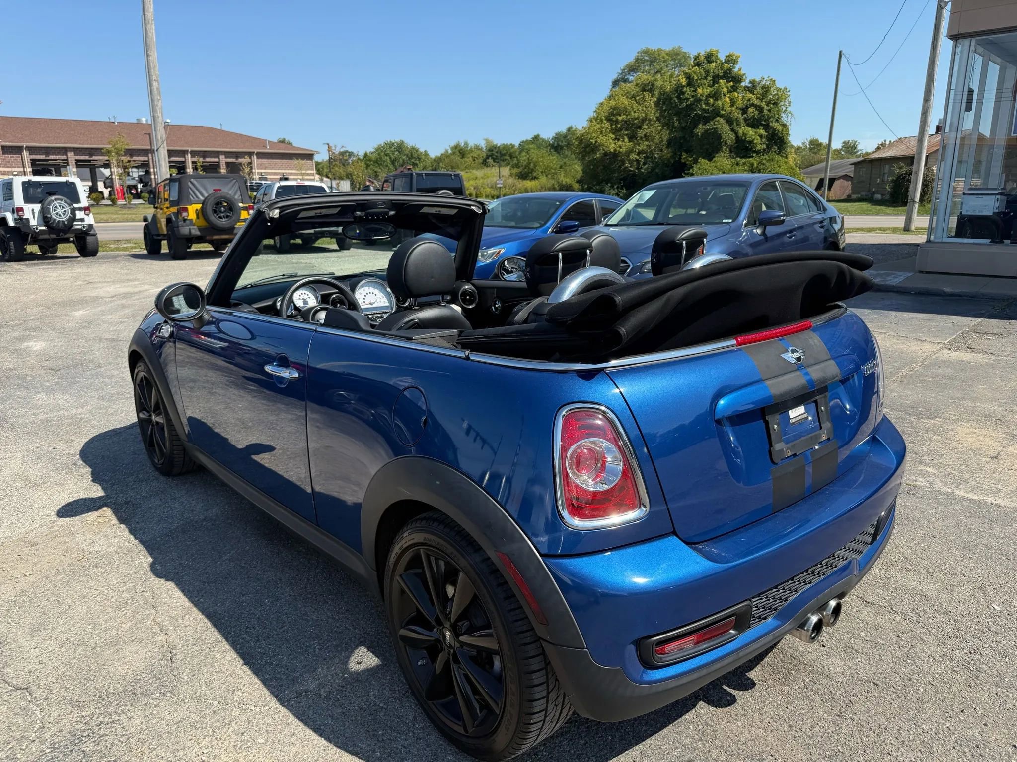 Used 2014 MINI Cooper S image 12