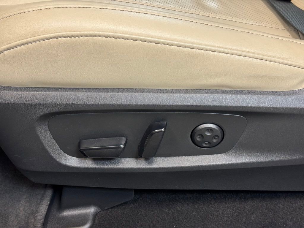 Used 2023 INFINITI QX60 Luxe w/ Cargo Package image 11