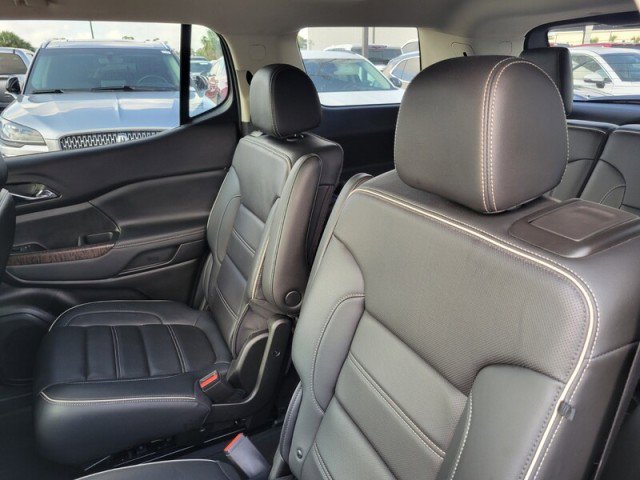 Used 2023 GMC Acadia Denali w/ Denali Ultimate Package image 29