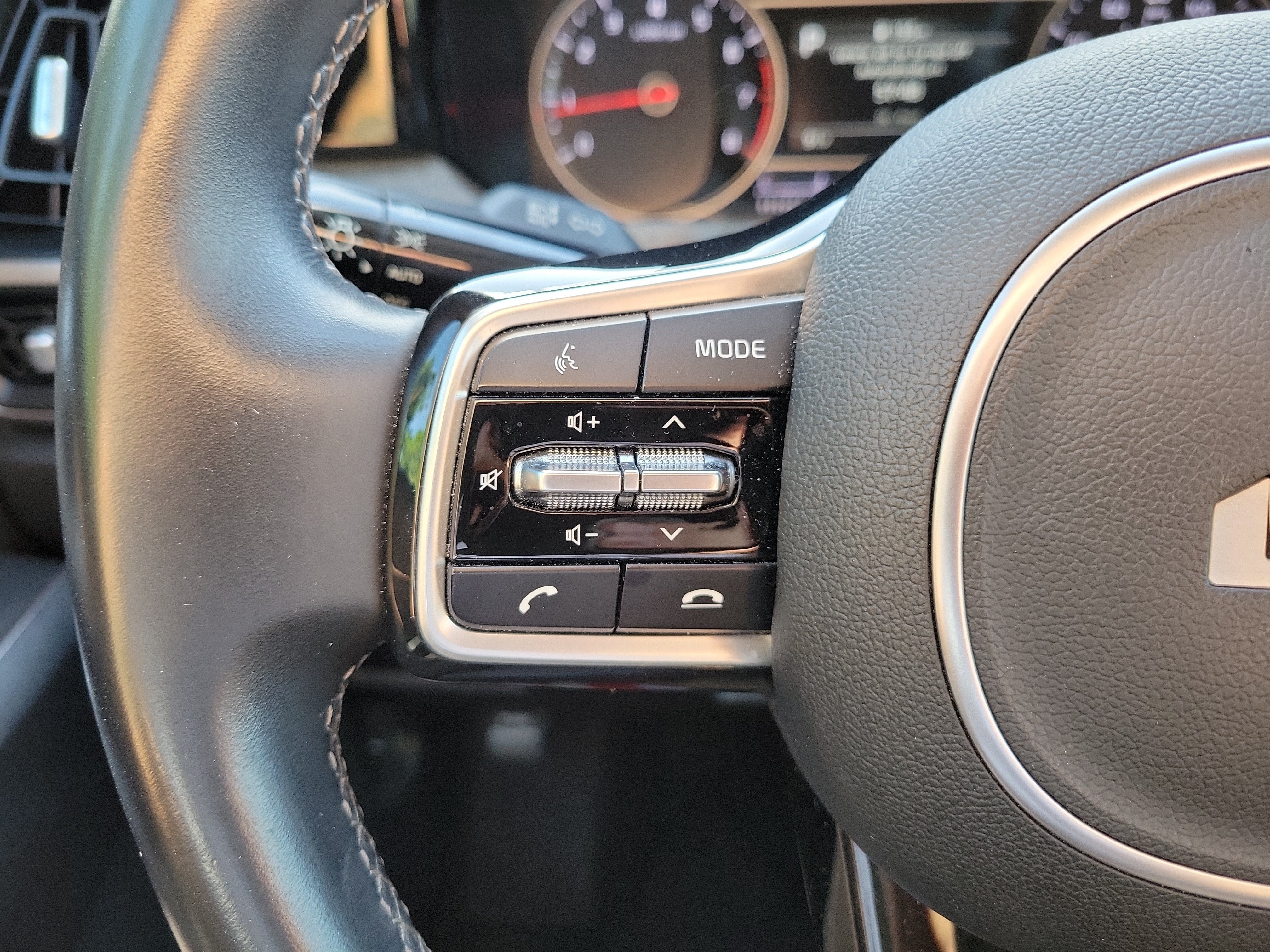 Certified 2022 Kia Sorento S AWD/4WD image 27