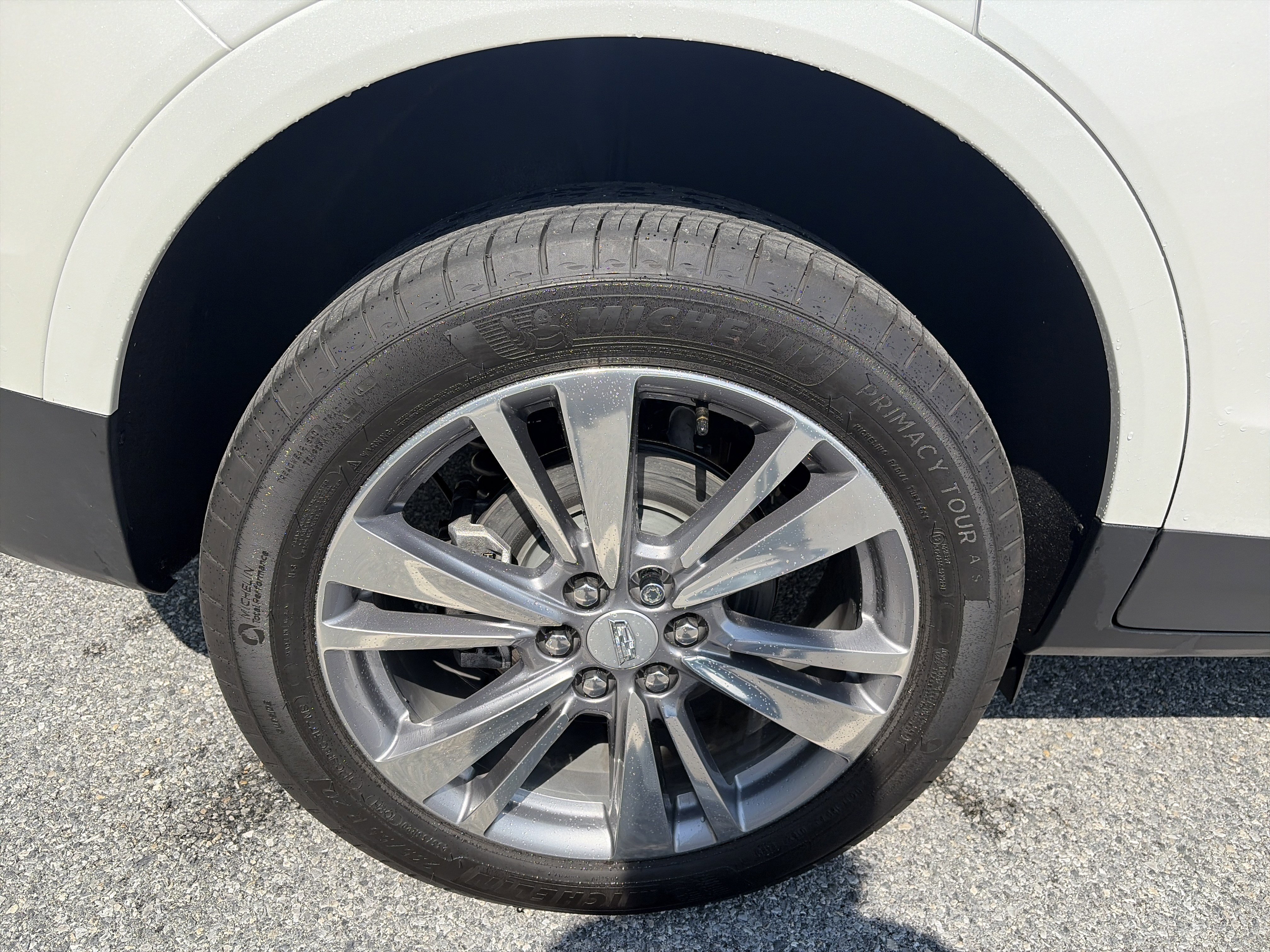 Used 2025 Cadillac XT5 Premium Luxury FWD image 14