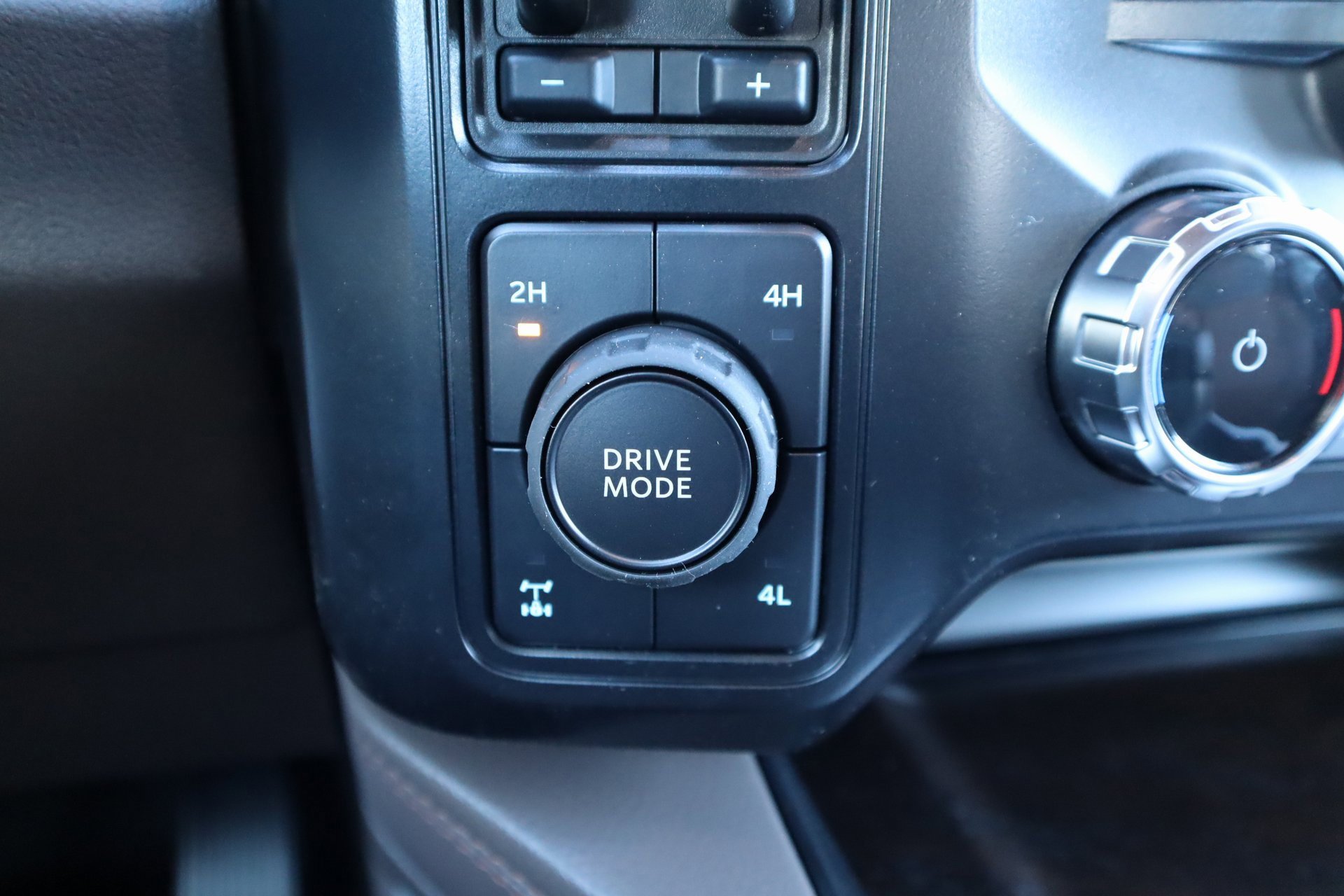 New 2026 Ford F350 King Ranch image 9