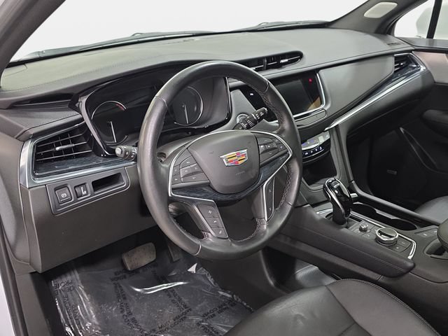 Certified 2024 Cadillac XT5 Premium Luxury AWD/4WD image 13