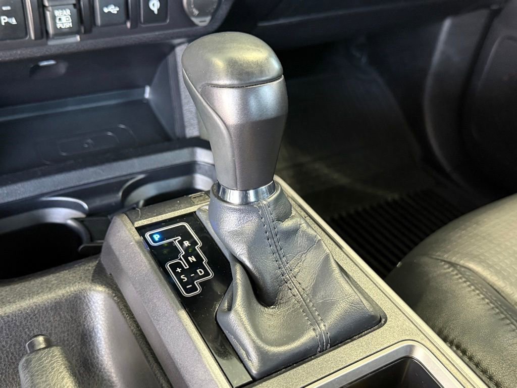 Certified 2023 Toyota Tacoma TRD Off-Road image 32