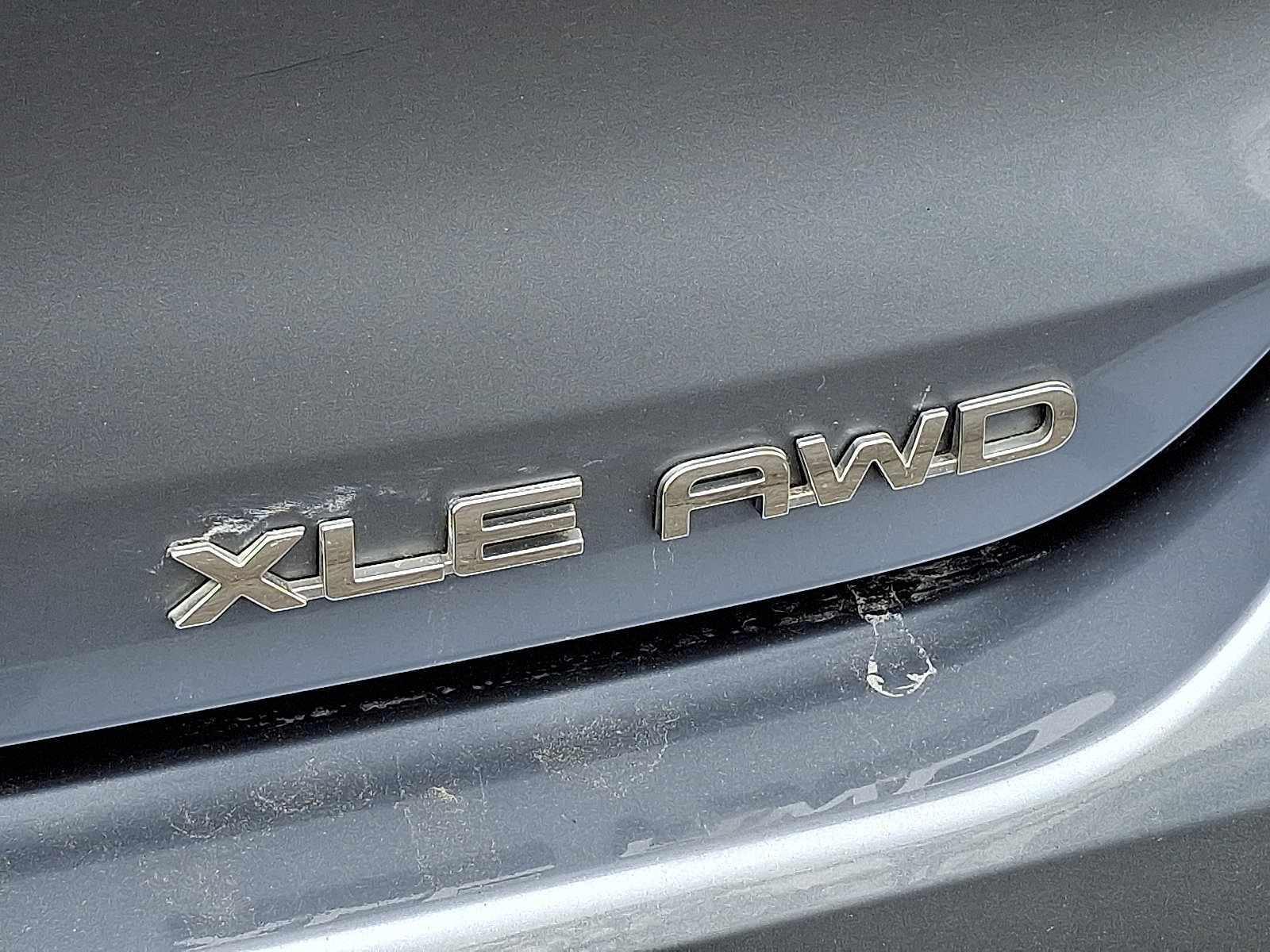Used 2023 Toyota Highlander XLE AWD/4WD image 32