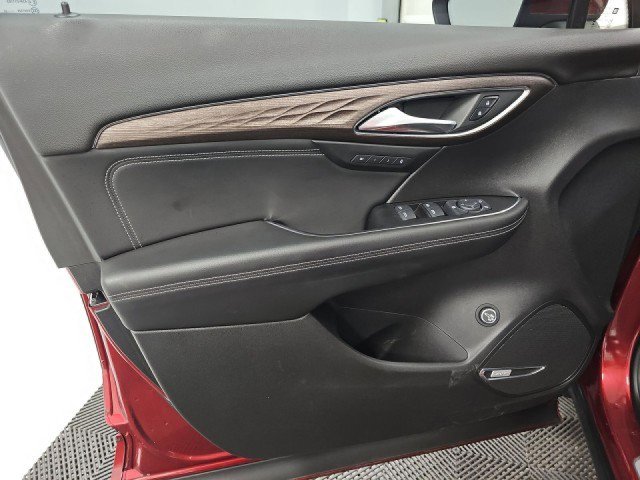 Used 2023 Buick Envision Avenir image 9