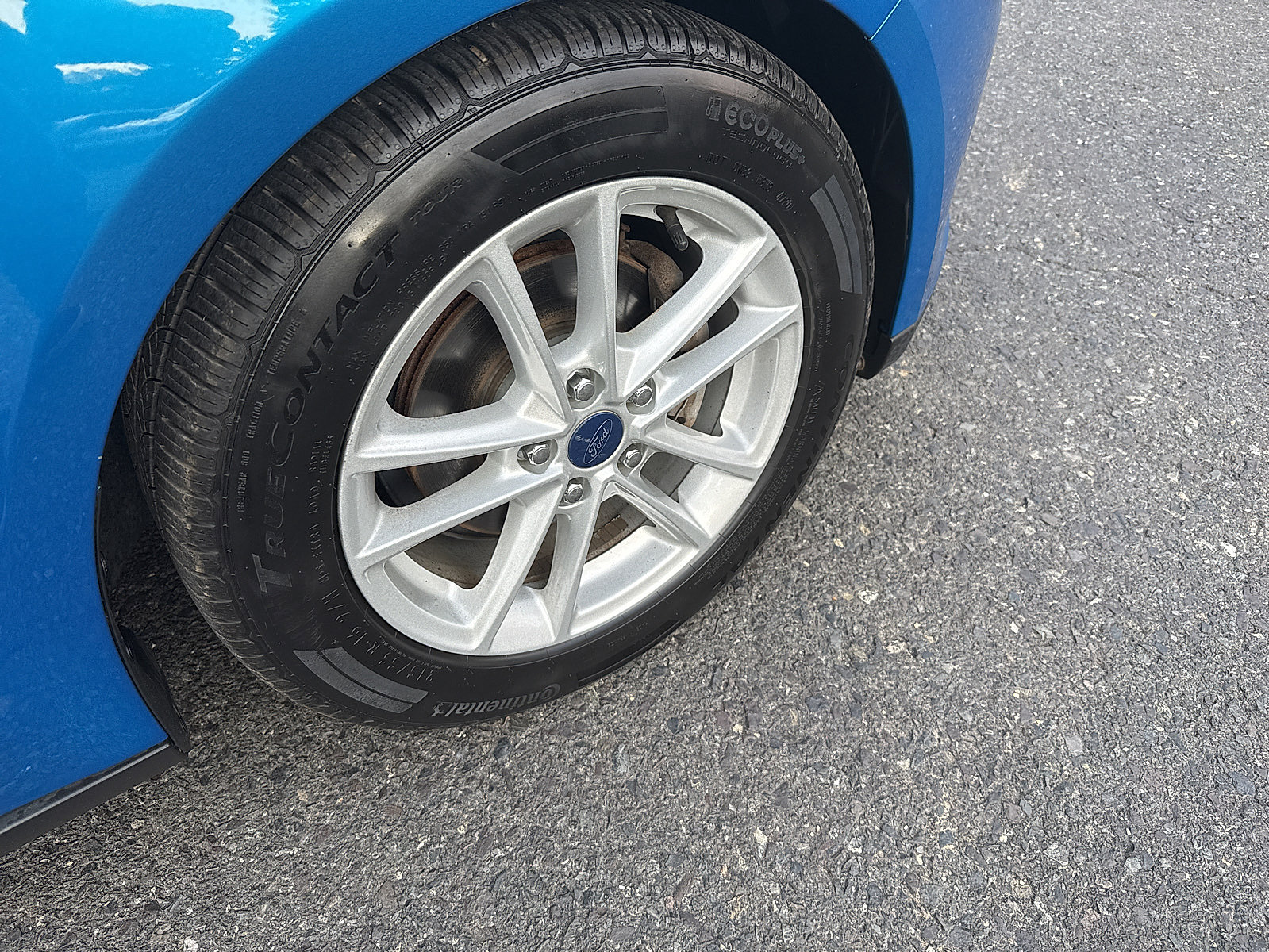 Used 2016 Ford Focus SE w/ SE Power Seat Package FWD image 26