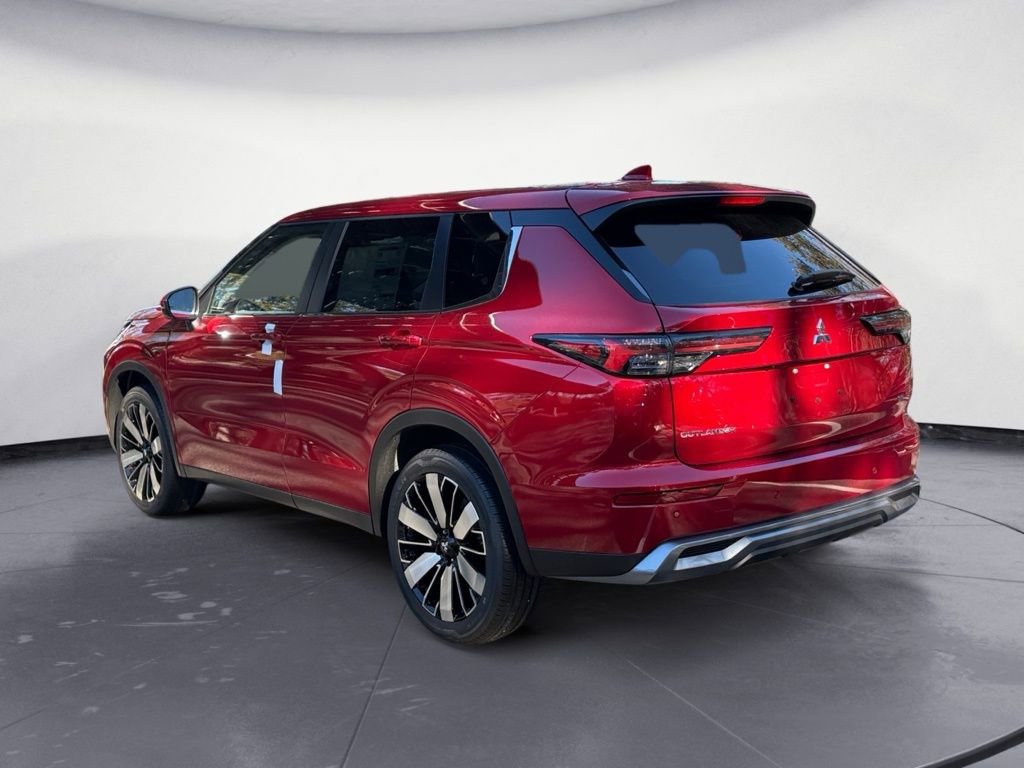 New 2026 Mitsubishi Outlander SE image 3