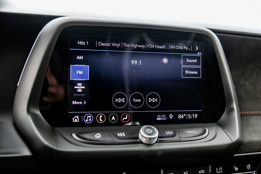 Used 2019 Chevrolet Camaro ZL1 image 32