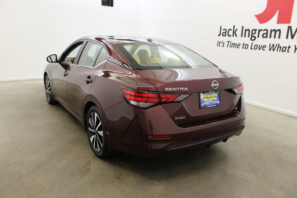 Used 2024 Nissan Sentra SV w/ SV Premium Package FWD image 3