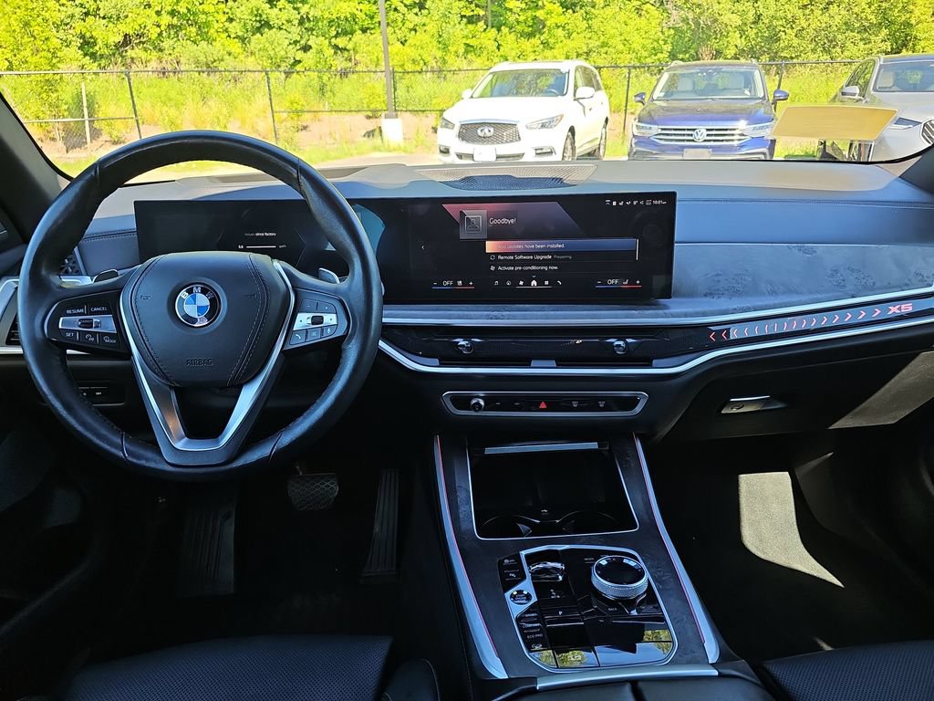 Used 2024 BMW X5 xDrive40i w/ Executive Package AWD/4WD image 12