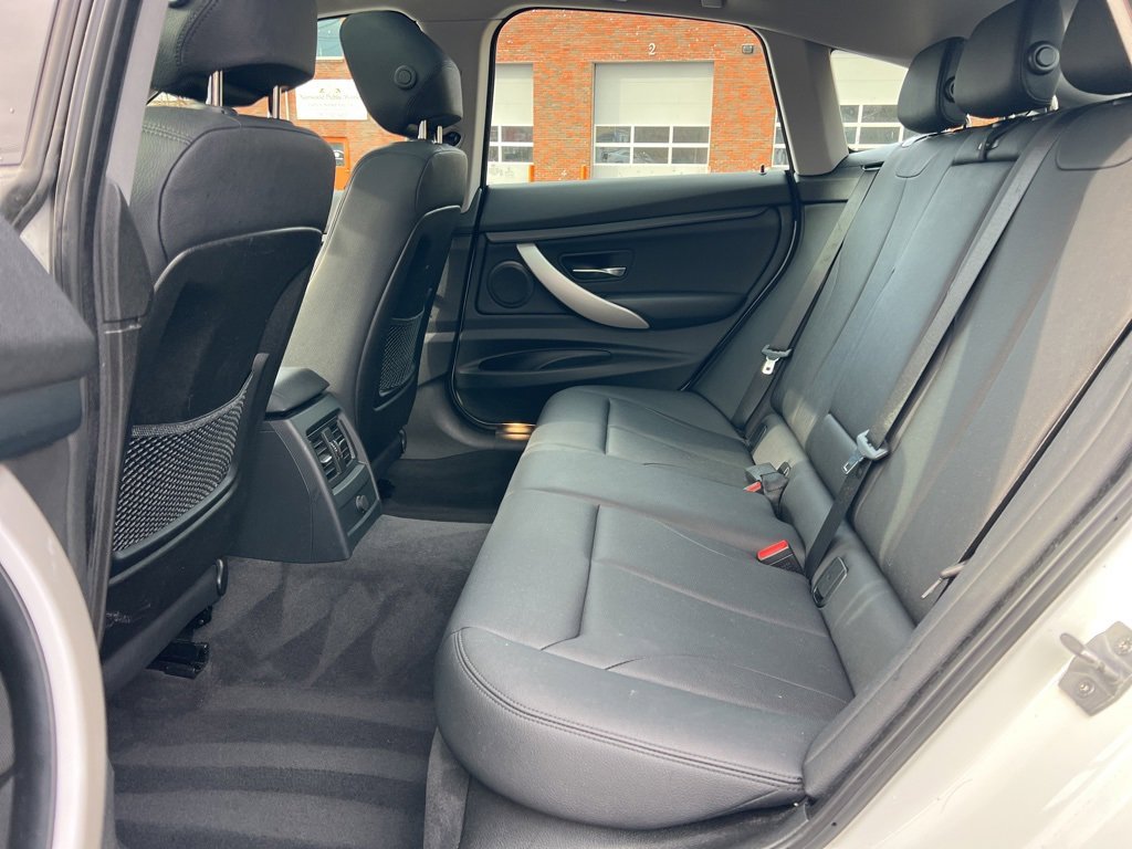 Used 2014 BMW 328i Gran Turismo xDrive image 23