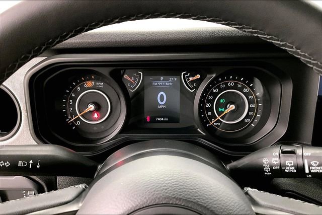 Used 2025 Jeep Wrangler Sport S image 25