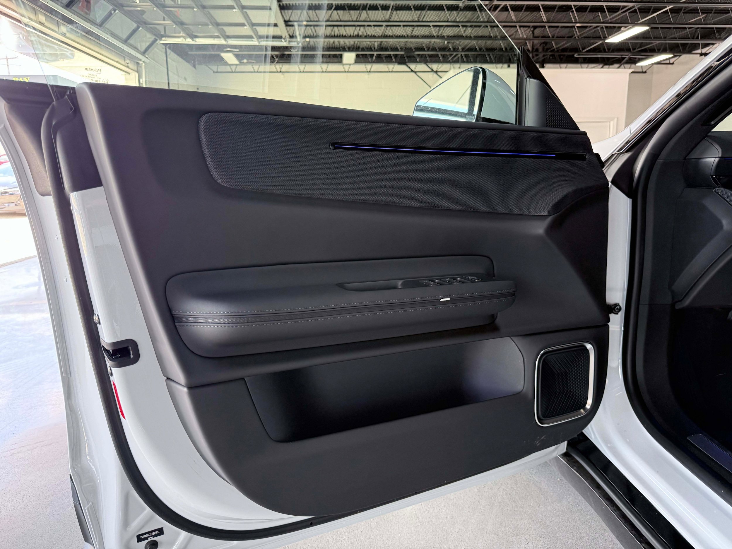 New 2026 Polestar Polestar 4 AWD/4WD image 11