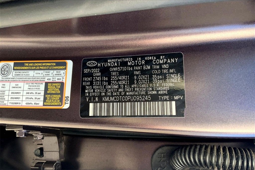 Used 2023 Genesis GV70 3.5T Sport w/ Sport Prestige Package image 27