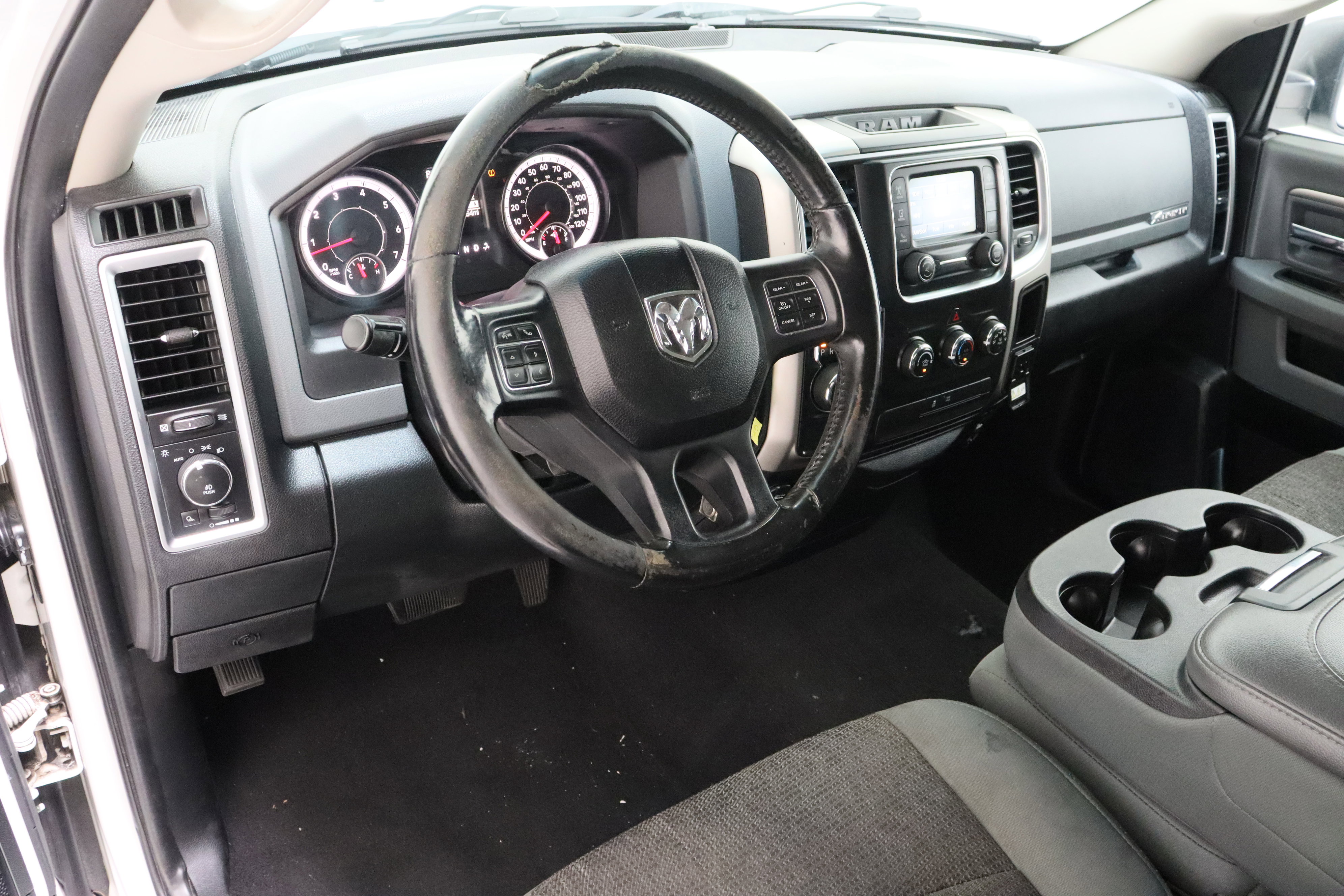 Used 2016 RAM 1500 Big Horn RWD image 13