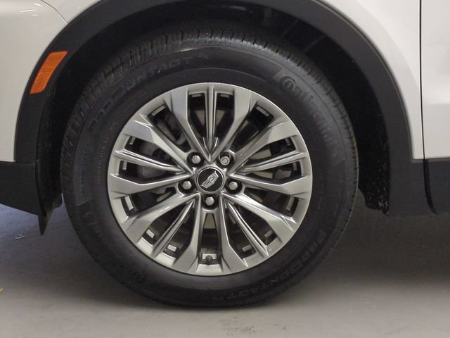 Certified 2025 Cadillac XT4 Premium Luxury AWD/4WD image 28