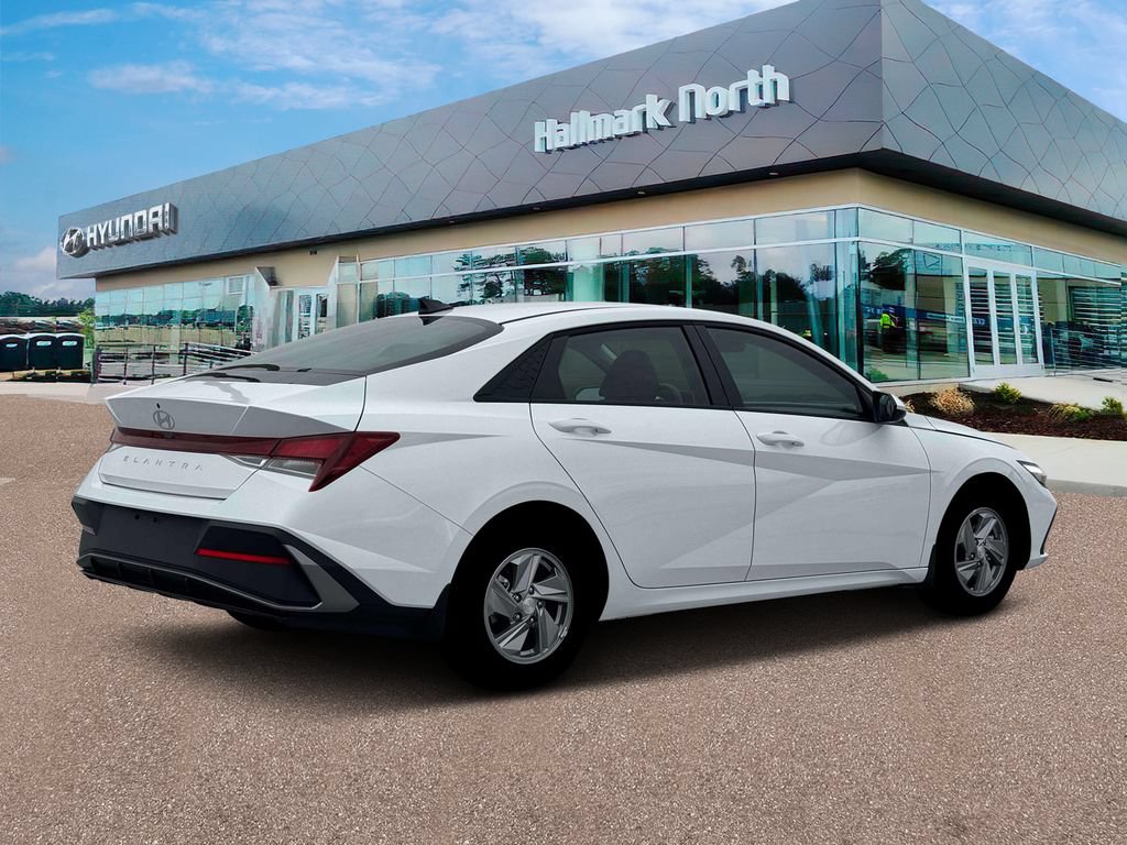 New 2026 Hyundai Elantra SE FWD image 8