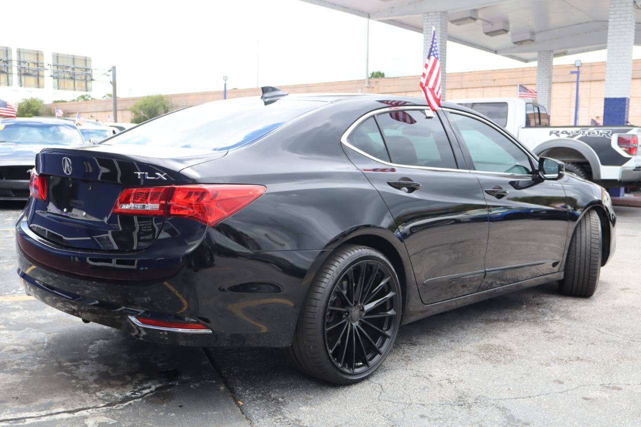 Used 2018 Acura TLX FWD image 5