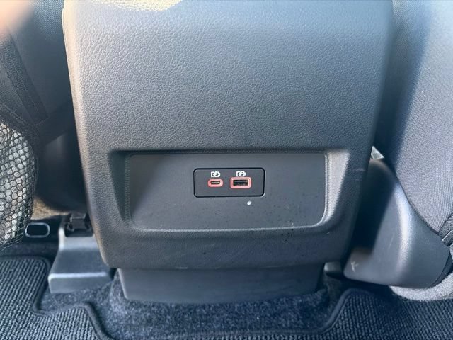 Used 2025 Nissan Frontier PRO-4X AWD/4WD image 9