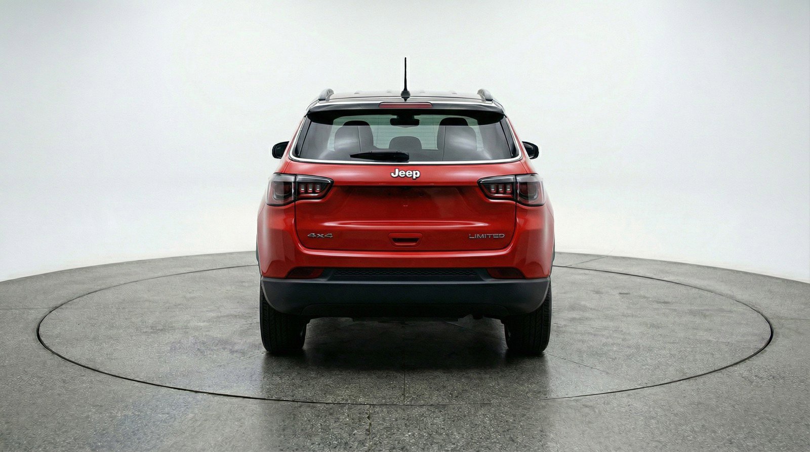 Used 2025 Jeep Compass Limited image 7