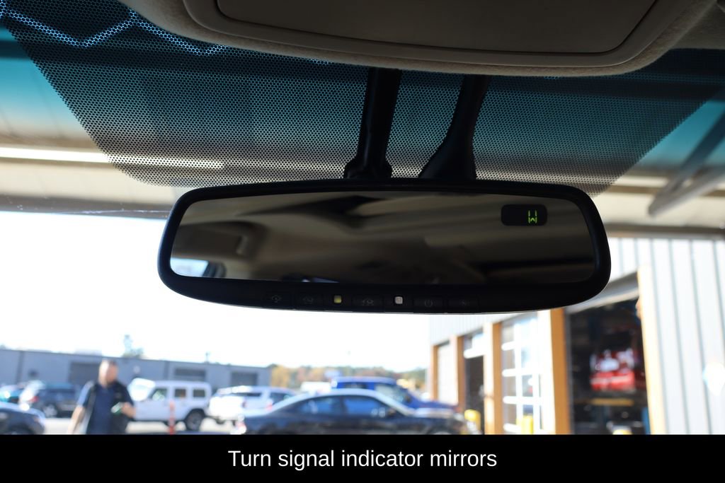 Used 2011 Toyota Sienna Limited w/ Premium Pkg image 19