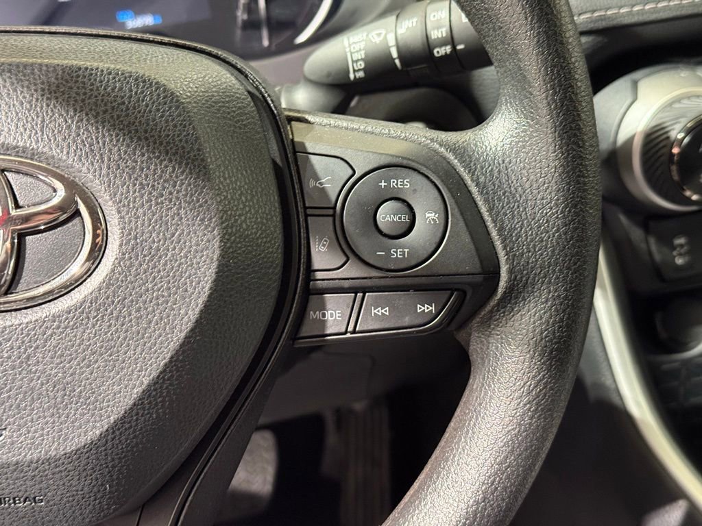 Certified 2025 Toyota RAV4 XLE image 24