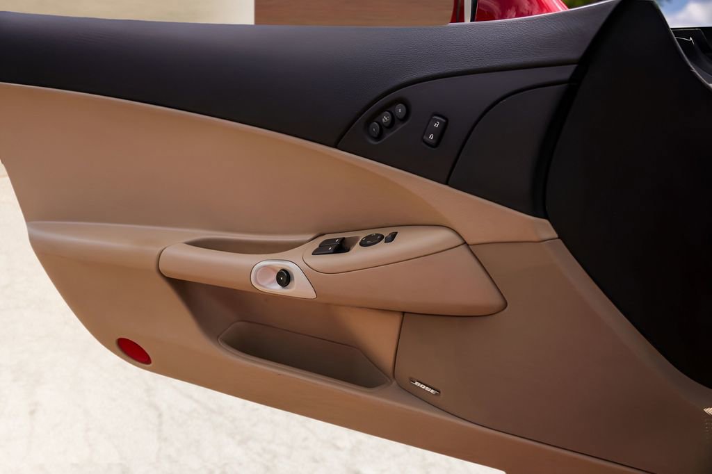 Used 2008 Chevrolet Corvette Coupe w/ Preferred Equipment Group image 17