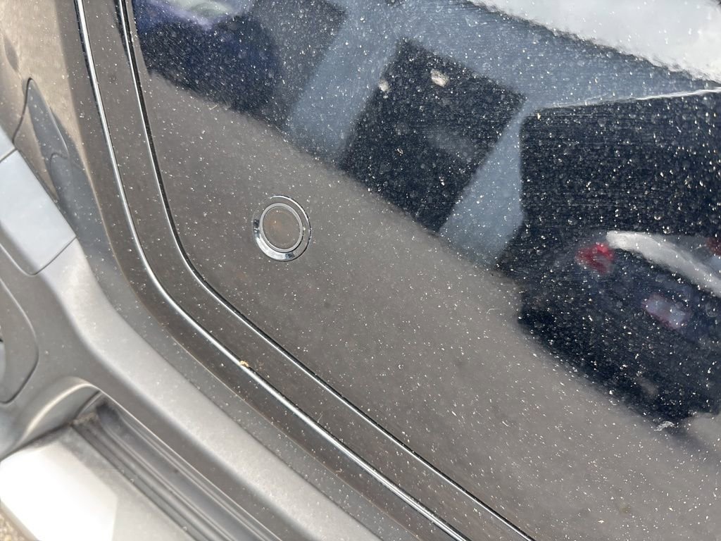 Used 2023 Subaru Solterra AWD image 34