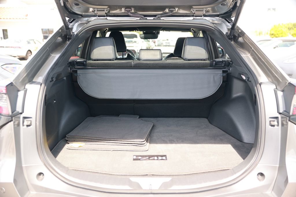 Used 2023 Toyota bZ4X Limited image 37