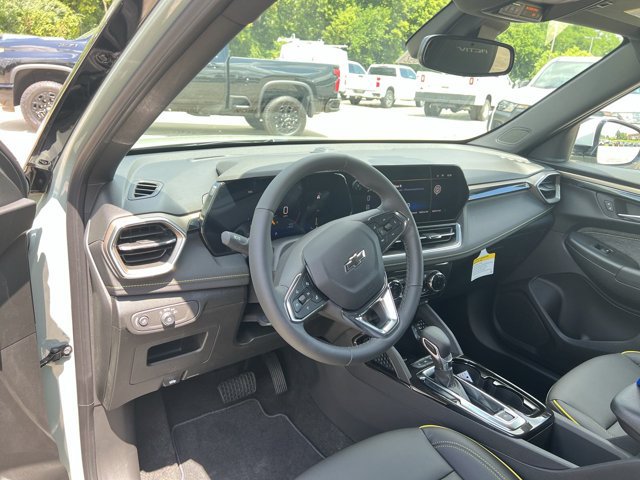 Used 2025 Chevrolet TrailBlazer ACTIV w/ Convenience Package FWD image 10